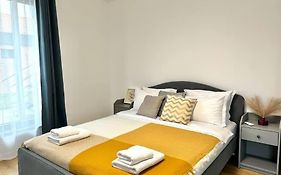 Sky Residence Airport Therme Otopeni 2